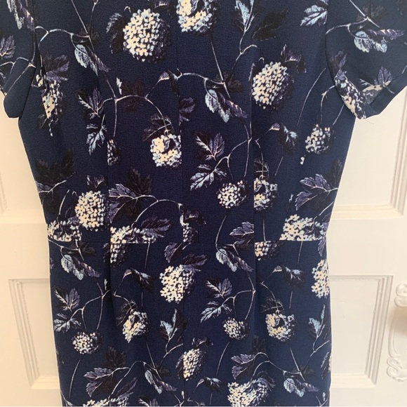 Club Monaco blue floral mini dress with pockets, size S - Picture 3 of 8